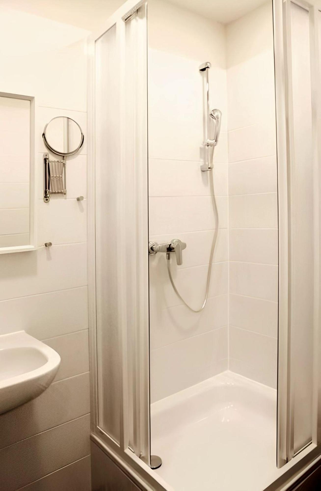 Sleephotels Hamburg Room photo